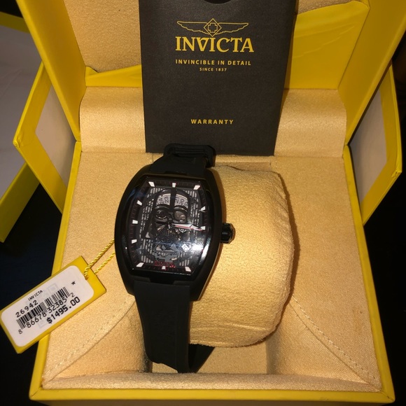 Invicta x Star Wars Darth Vader edition